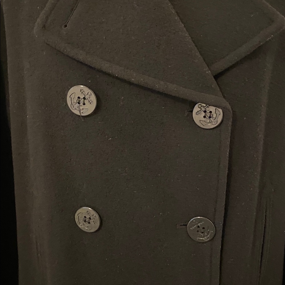 Vintage women’s black wool pea coat by J. Percy - Picture 2 of 9